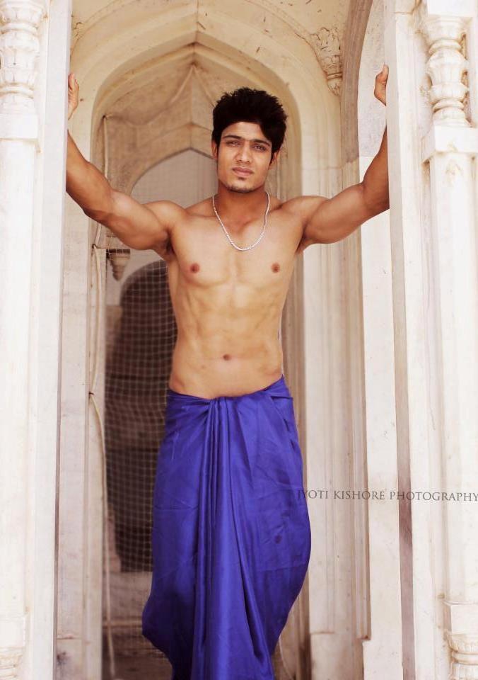 Male model photo shoot of tarun yadav