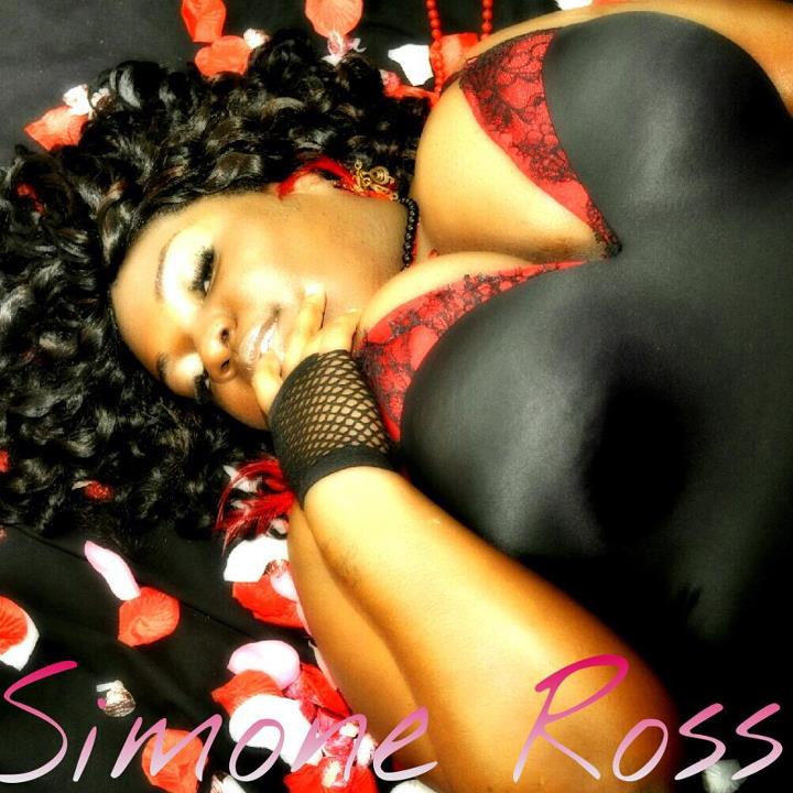 Female model photo shoot of Simone Ross