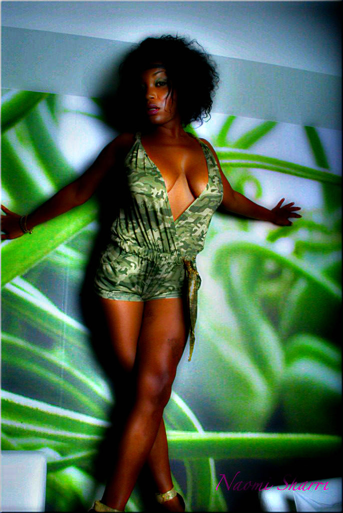 Female model photo shoot of Naomi Sharri in Miami, Fl