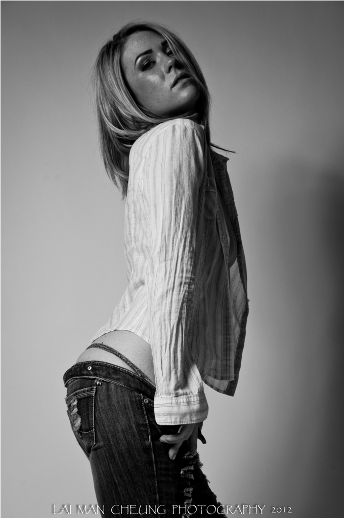 Female model photo shoot of Hannah Rashel by Laitography