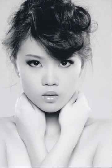 Female model photo shoot of Eunice Tan 