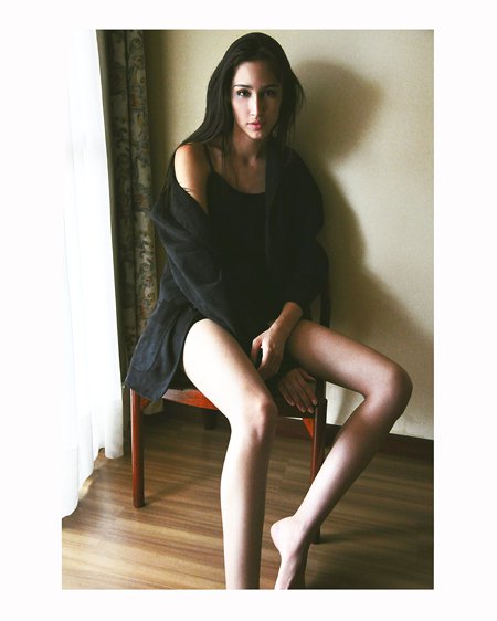 Female model photo shoot of Maia Natalia