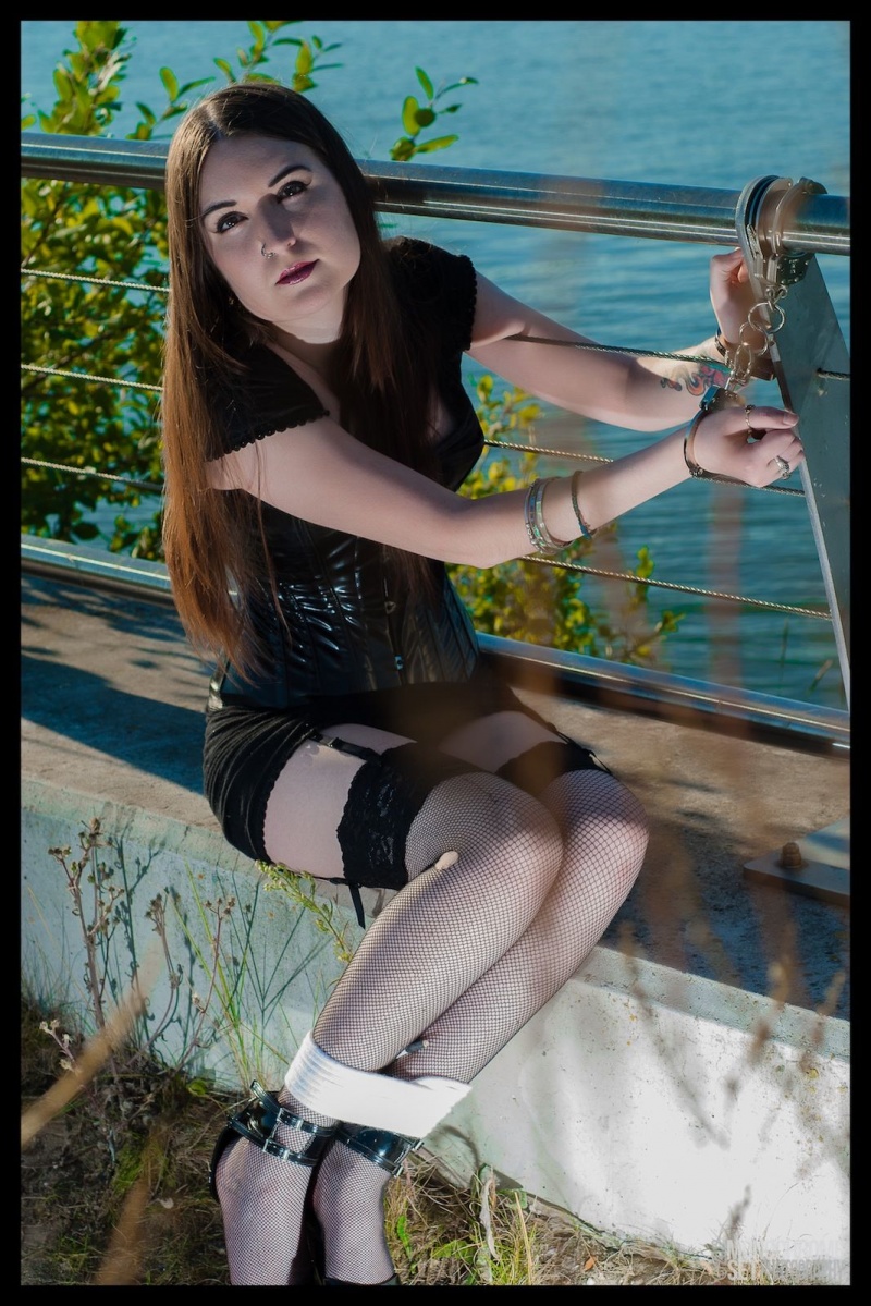 Female model photo shoot of gemmaloue by MonoFoto