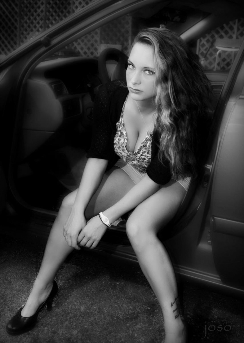 Female model photo shoot of Rozalynn by Images by joso