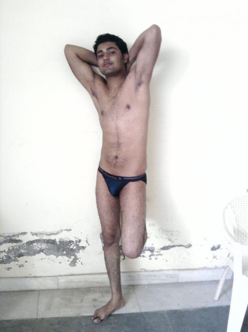 Male model photo shoot of Rakesh G