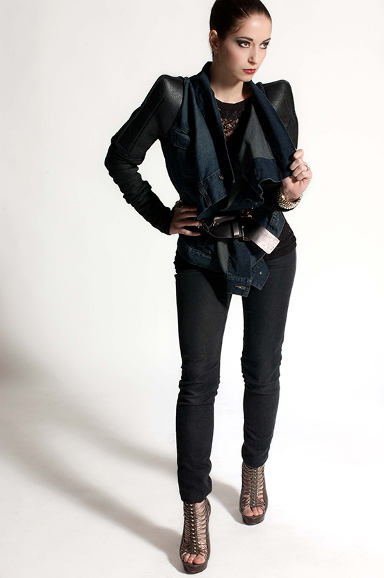 Female model photo shoot of Lisa Marie Kruchak