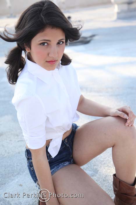 Female model photo shoot of Fabiola Franco in Dallas, Texas