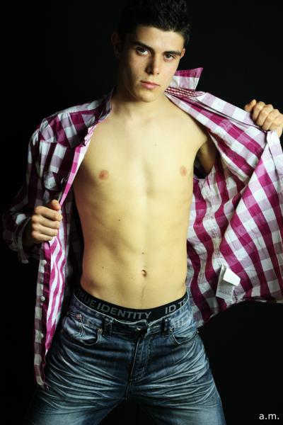 Male model photo shoot of Marcin Gruba