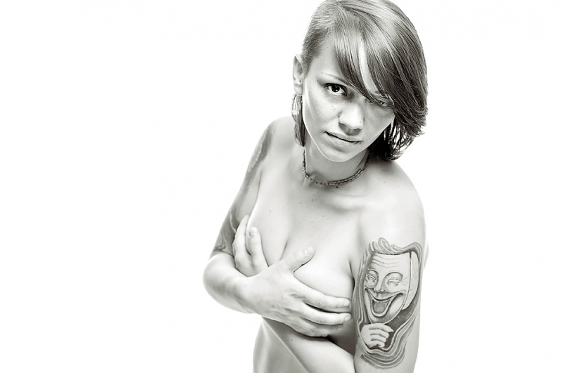 Female model photo shoot of xmoniax by Aaron - photographer