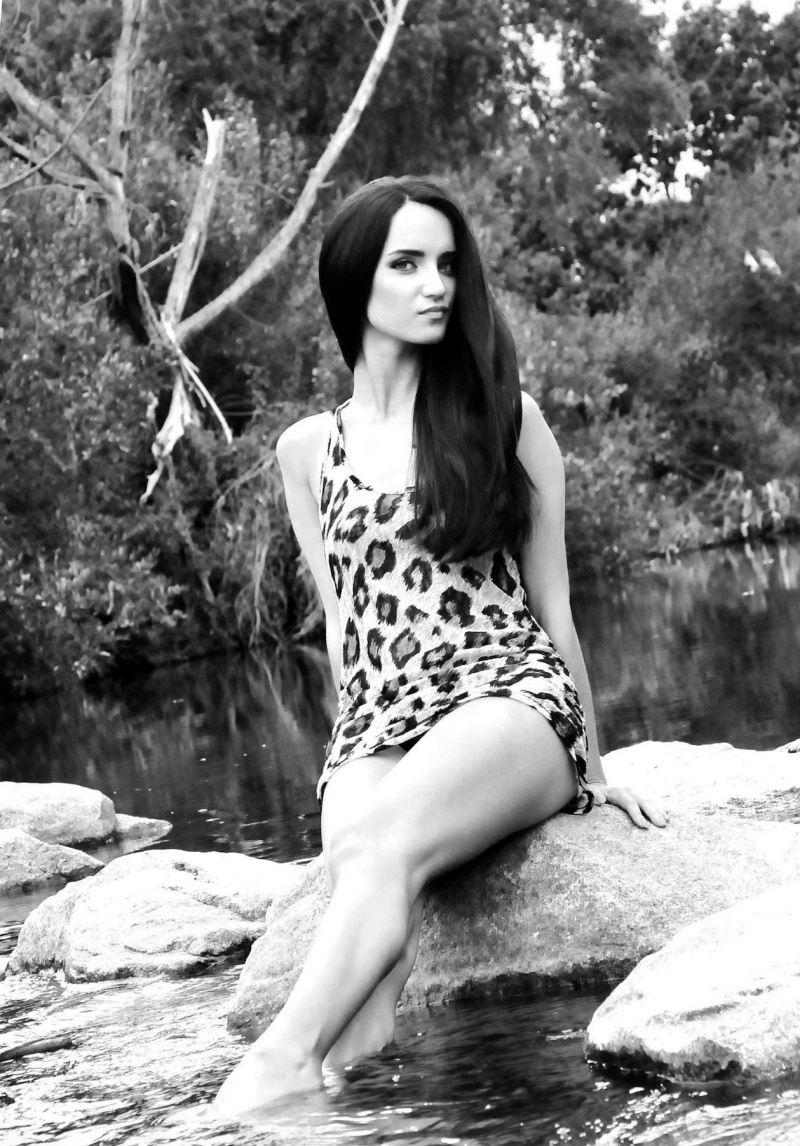 Female model photo shoot of Lana Light