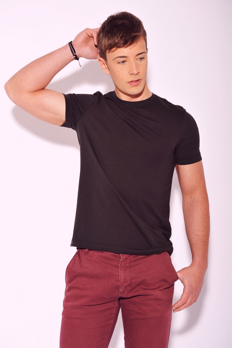 Male model photo shoot of Tommy Marc