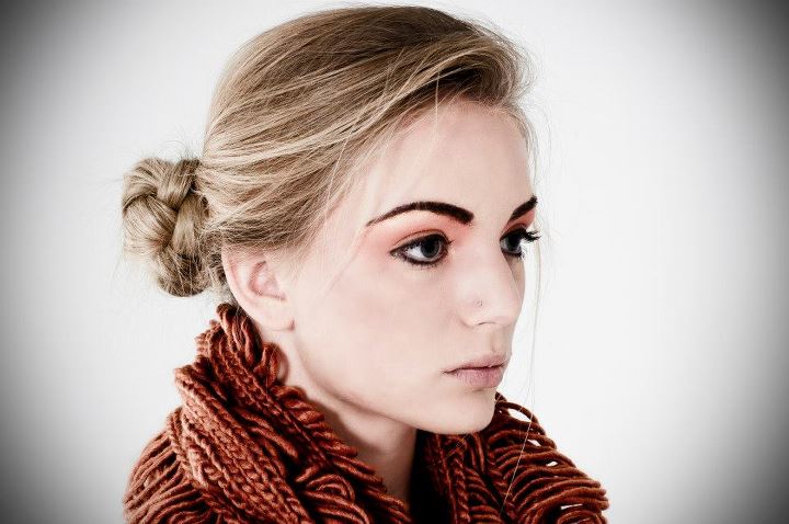 Female model photo shoot of Emily Headromance