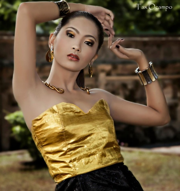 Female model photo shoot of Diyoy in @ Paco Park Manila