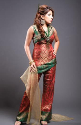 Female model photo shoot of Kiran B