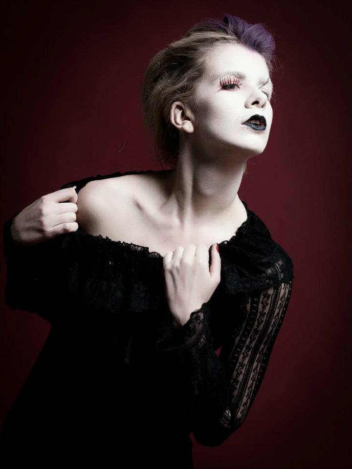 Female model photo shoot of Calla- Makeup by Kestra