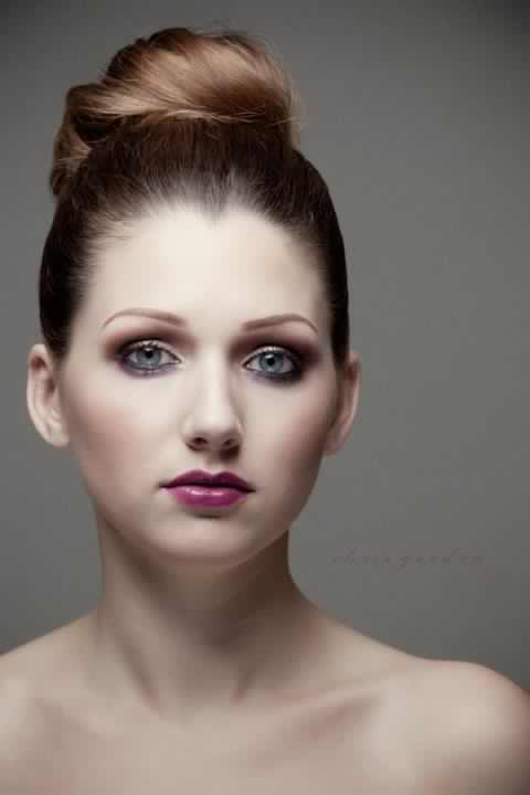 Female model photo shoot of Janneth MUA by c h r i s g o o d e n