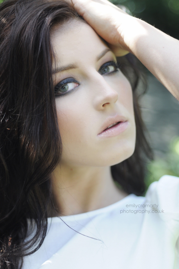 Female model photo shoot of Chelsea Jobling