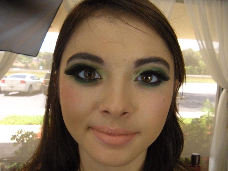 Female model photo shoot of CNova Makeup