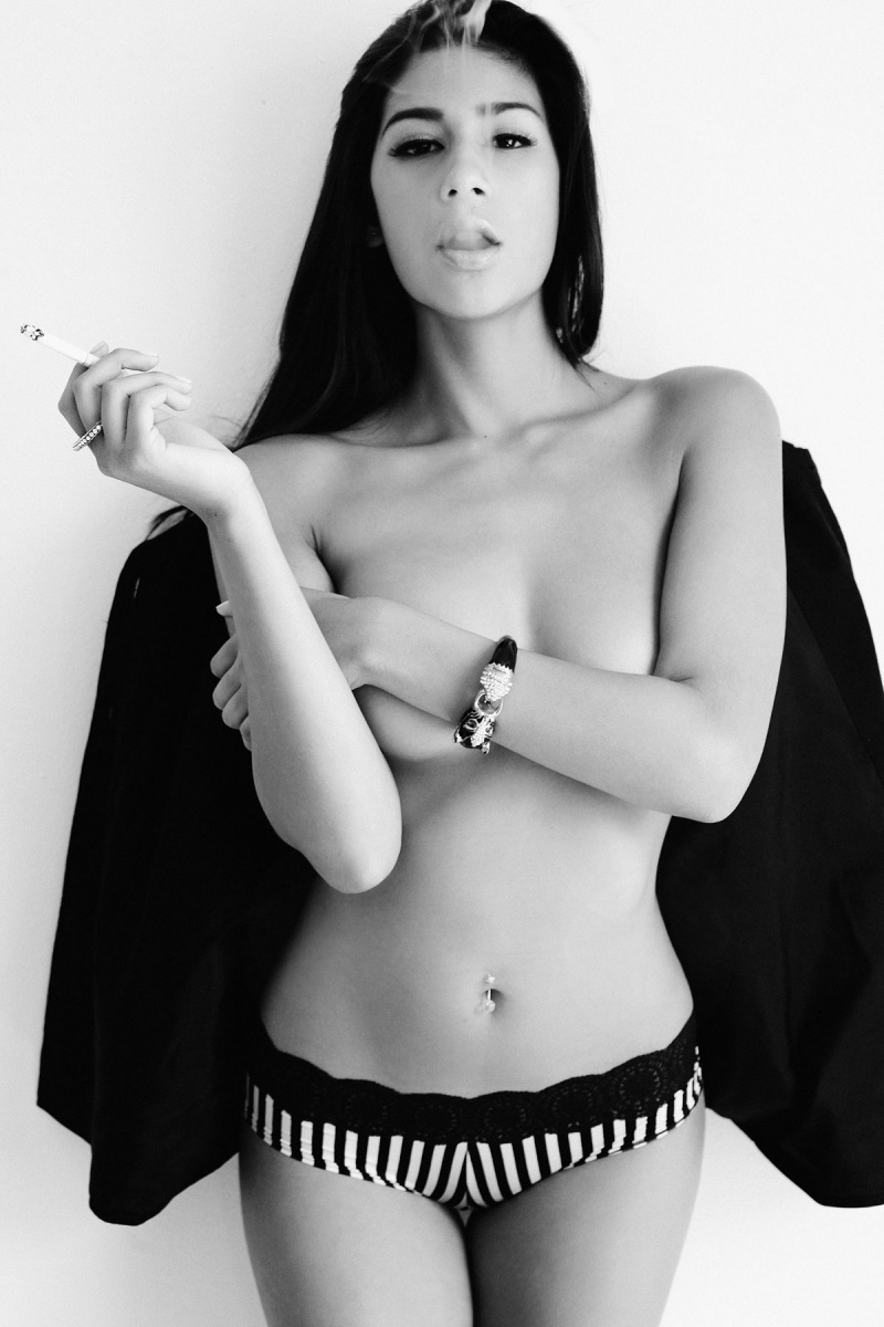 Female model photo shoot of mariana martinez