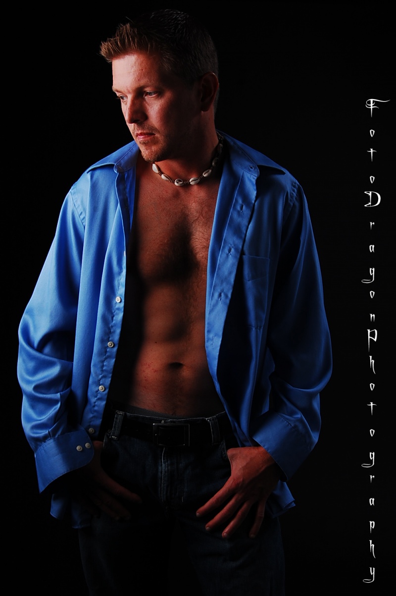 Male model photo shoot of FotoDragon