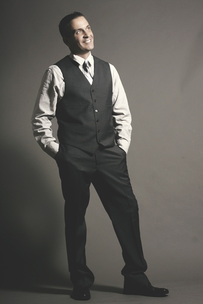 Male model photo shoot of Peter Leunes