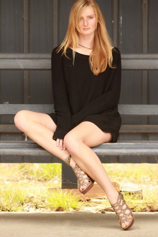 Female model photo shoot of DannieMichel
