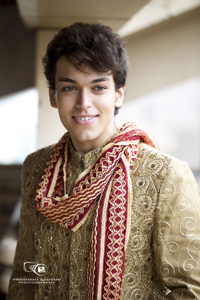 Male model photo shoot of Nishant Raghuwanshi
