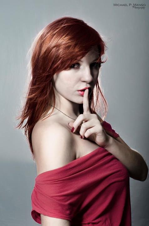 Female model photo shoot of RoeyRandom by Mike Mango