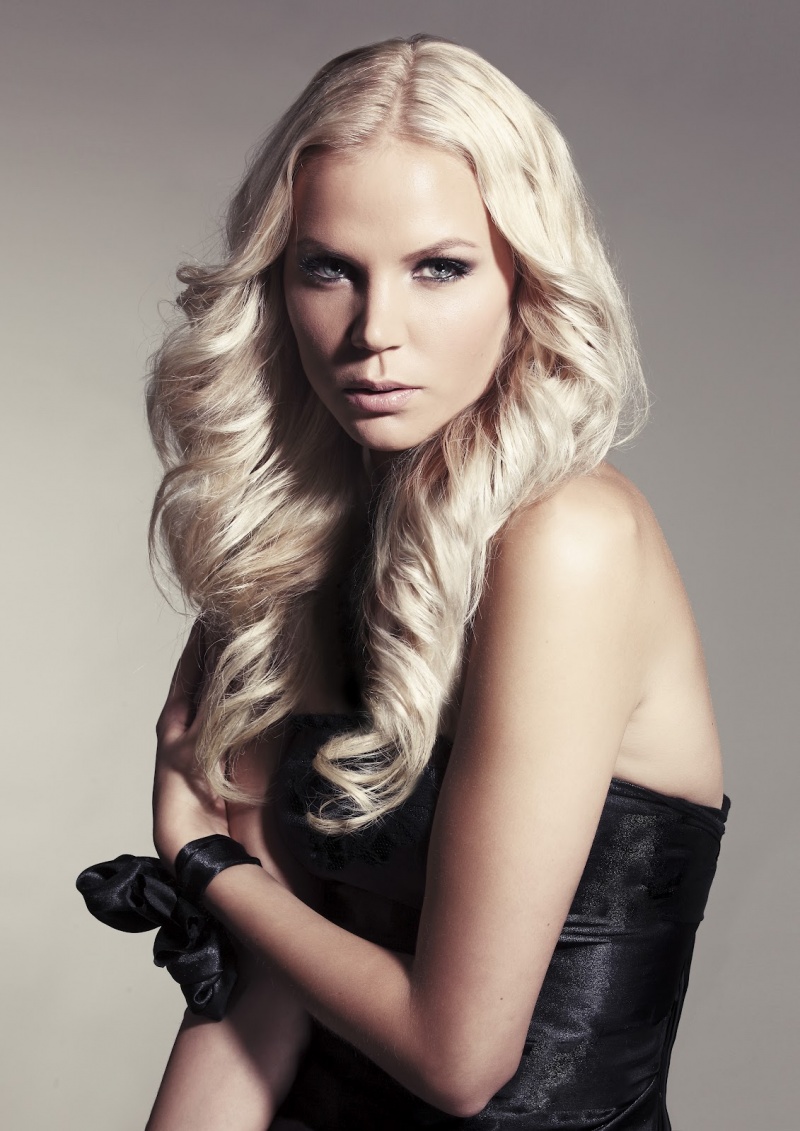 Female model photo shoot of Milla Tuori