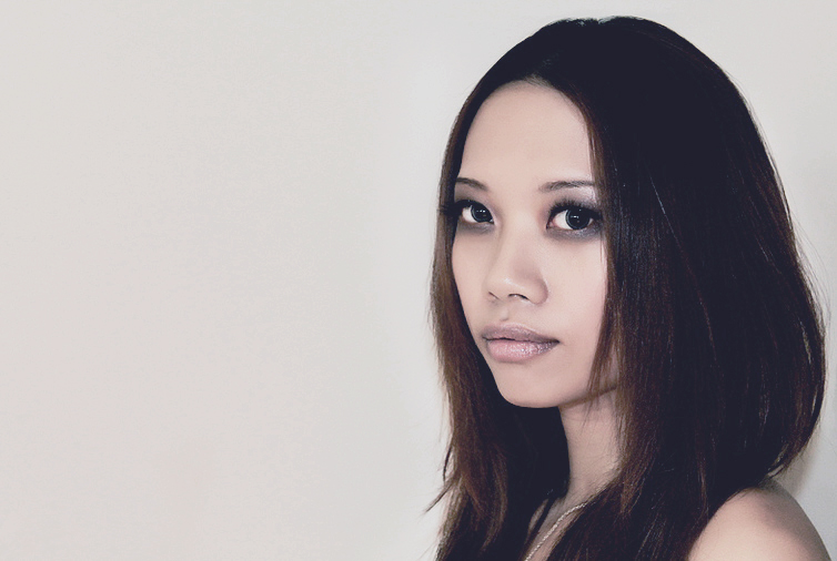 Female model photo shoot of Zu Yun Cheng