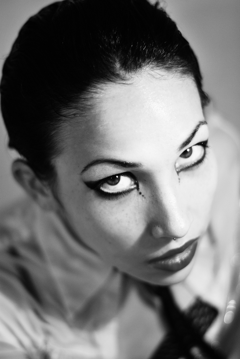 Female model photo shoot of Renata Kazhan