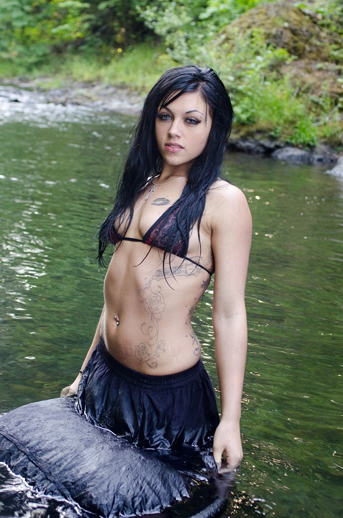 Female model photo shoot of Zaphyra Lynn in Mill Creek Salem, Oregon