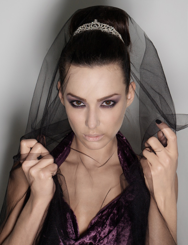 Female model photo shoot of Joanna Ozdoba