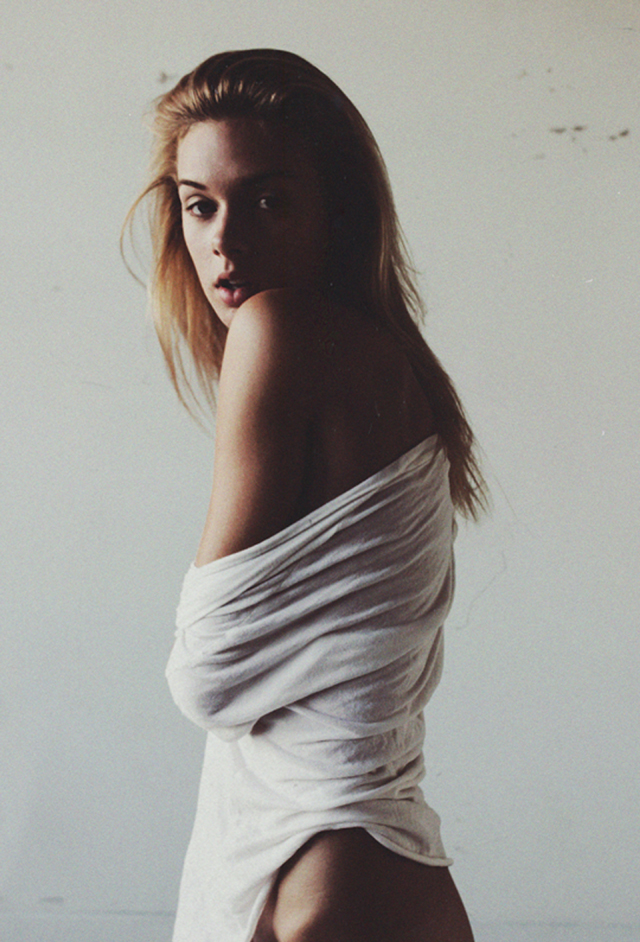Female model photo shoot of AmandaKristine