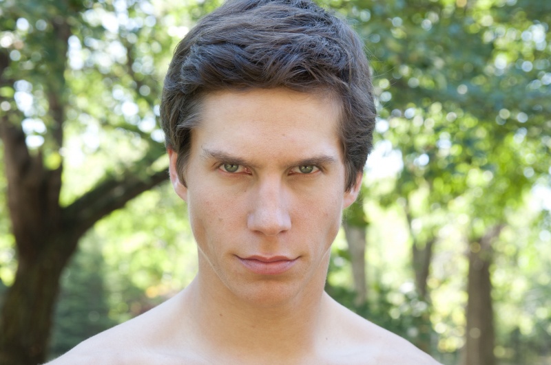 Male model photo shoot of Eric L Modeling