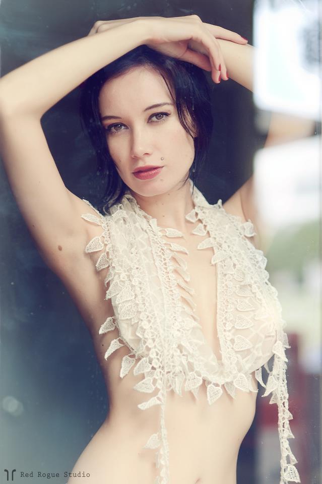 Female model photo shoot of Eva Strangelove in Austin TX