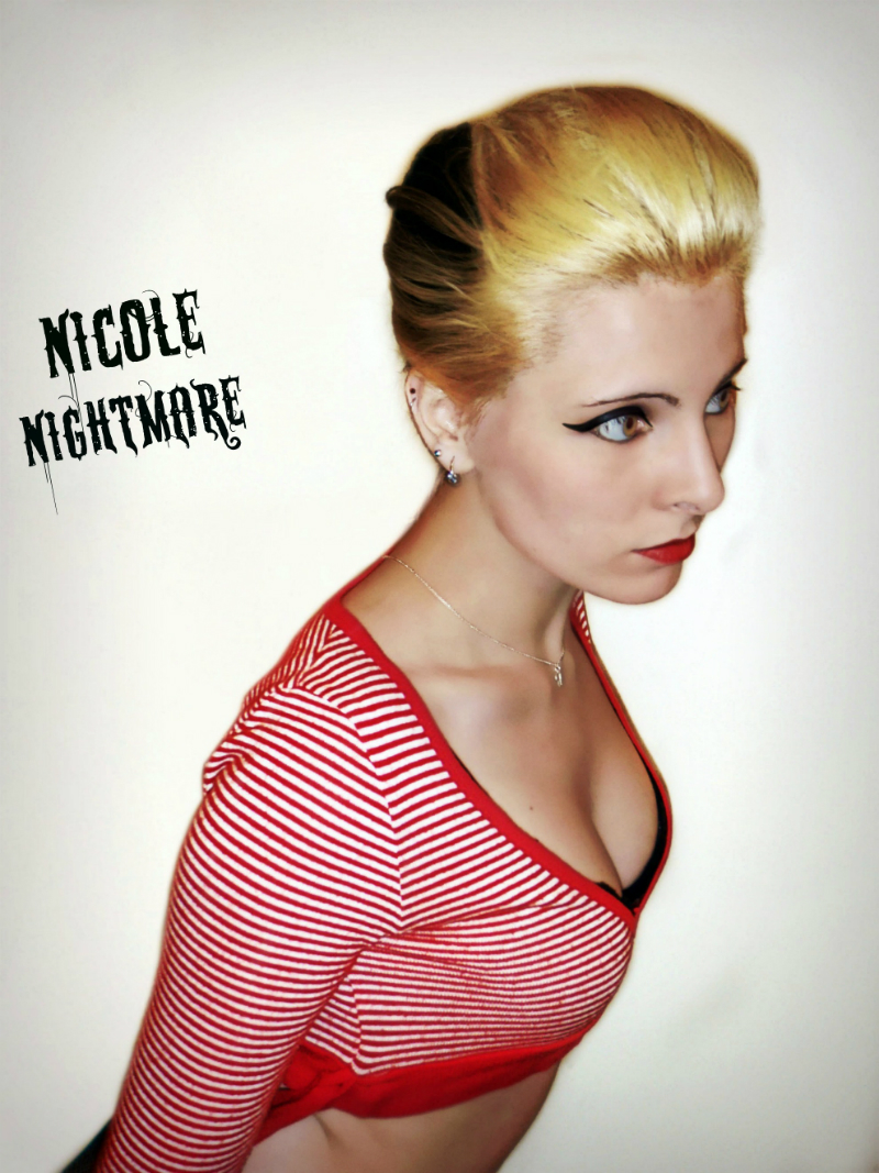 Female model photo shoot of NicoleNightmare