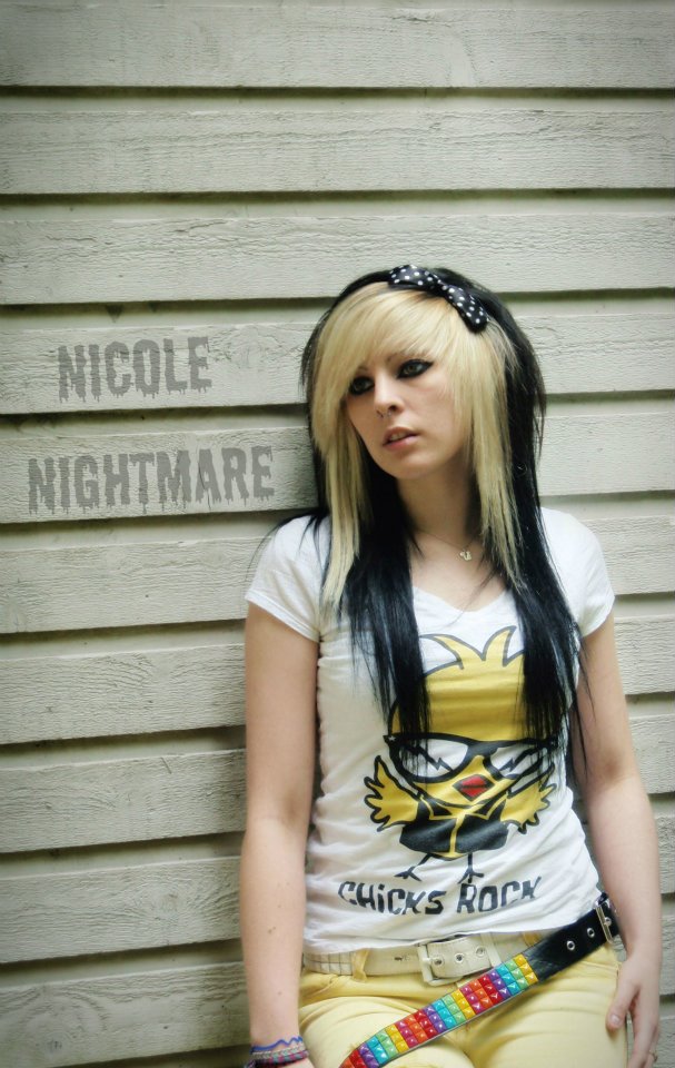 Female model photo shoot of NicoleNightmare
