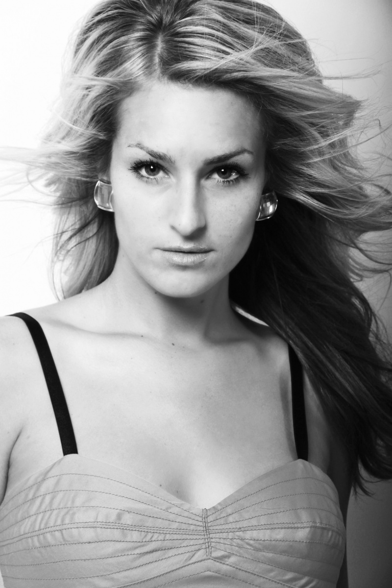 Female model photo shoot of Adriana Olsen