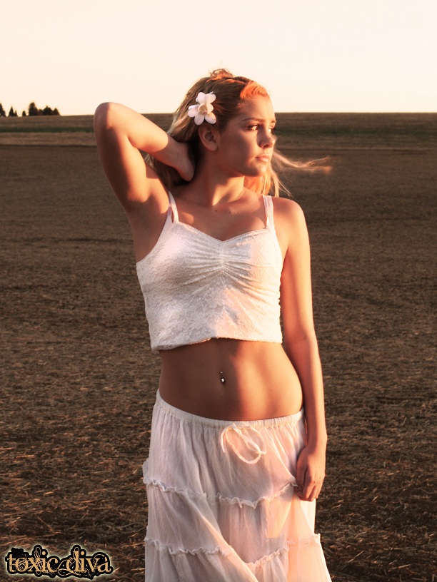 Female model photo shoot of Toxic Diva Photography in Salem, Oregon