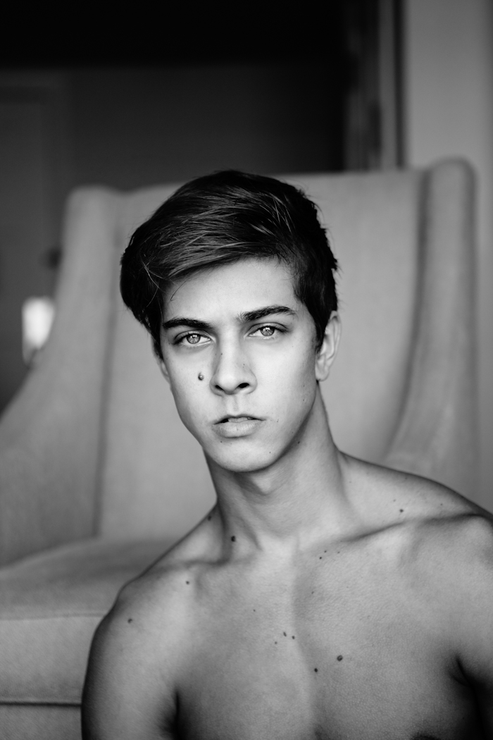 Male model photo shoot of Miguel Angel Ruiz