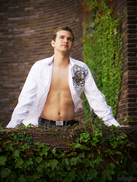 Male model photo shoot of Akron Model 