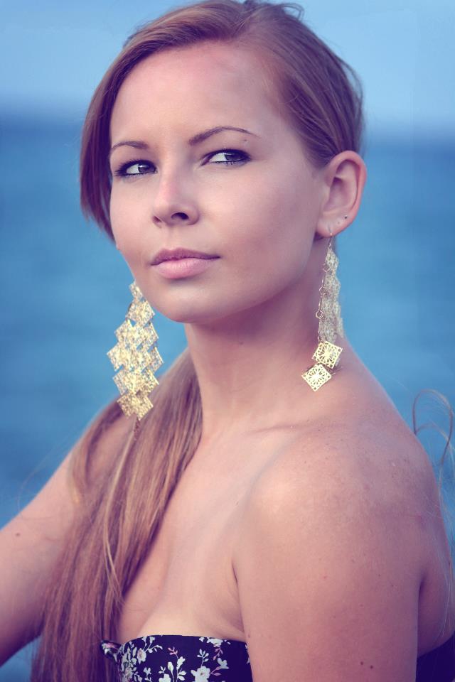 Female model photo shoot of Shawna Steck in Stuart Florida
