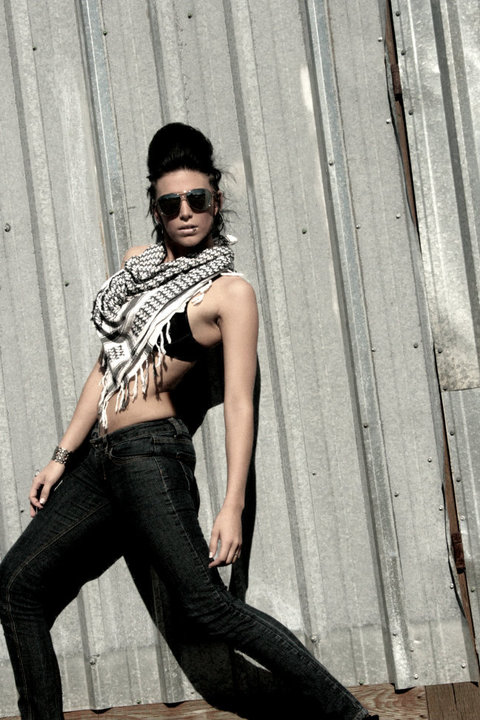 Female model photo shoot of Miss Sinister in Battleground