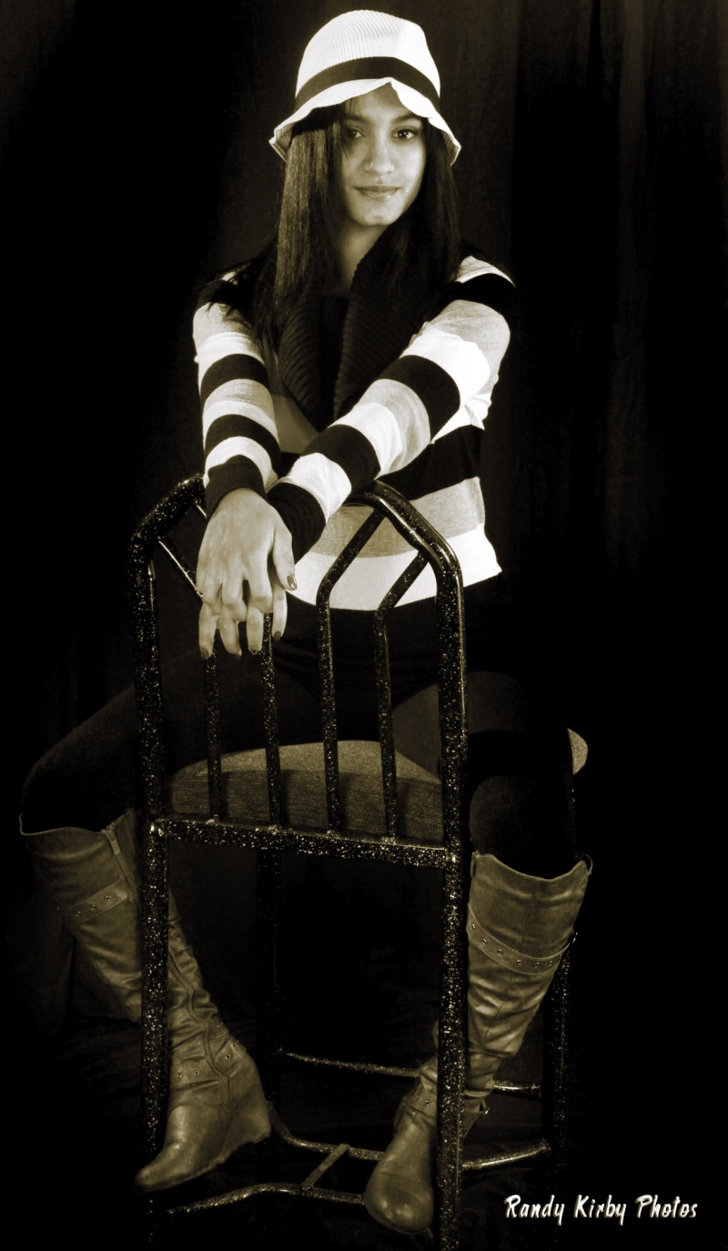 Female model photo shoot of Alex Jonz by Randy Kirby Photos in Sedalia