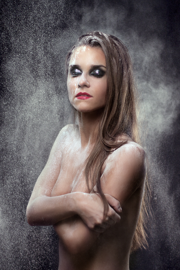 Female model photo shoot of Klosinska