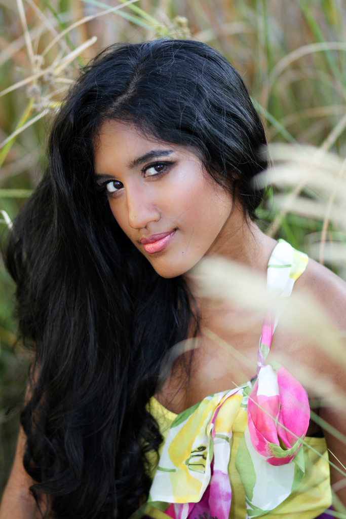 Female model photo shoot of Manesha