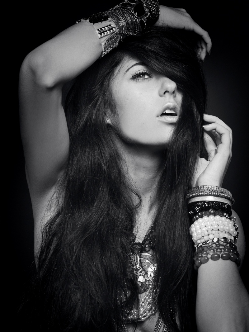Female model photo shoot of Elaina Christina