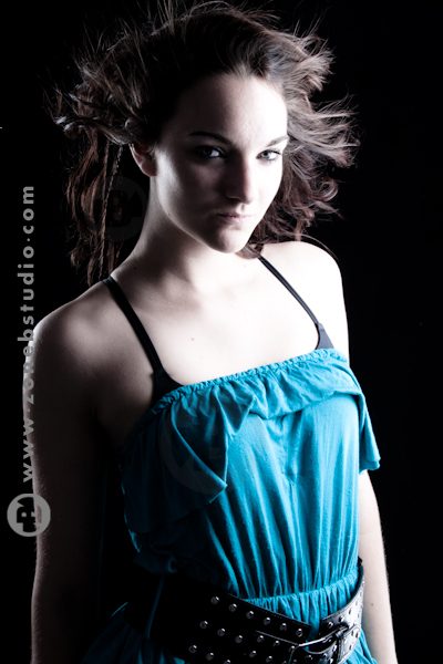 Female model photo shoot of leazoneB