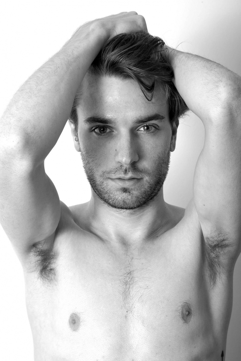 Male model photo shoot of Andrew Bochniak
